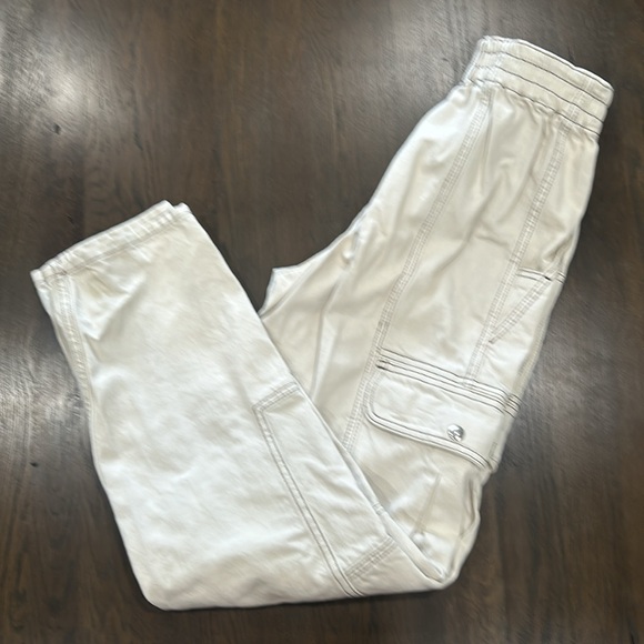 High waste relaxed skate jean, size 26, Ivory - Picture 2 of 5